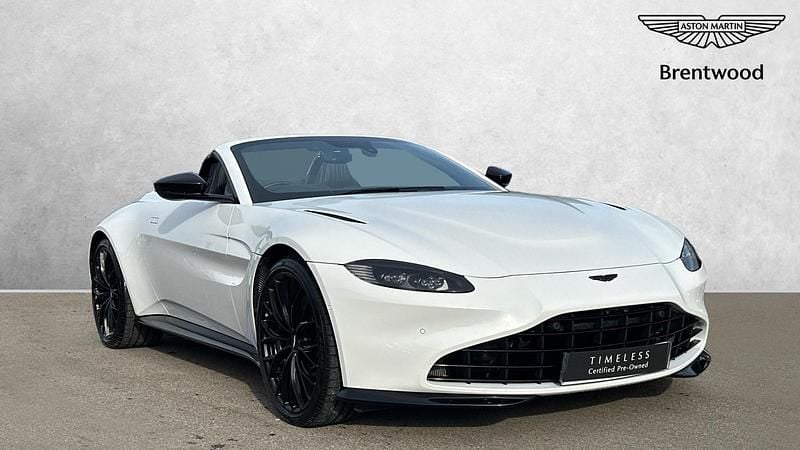 White Used 2024 Aston Martin Vantage Coupe | £101,900 (A bit pricey) - Image 1/4