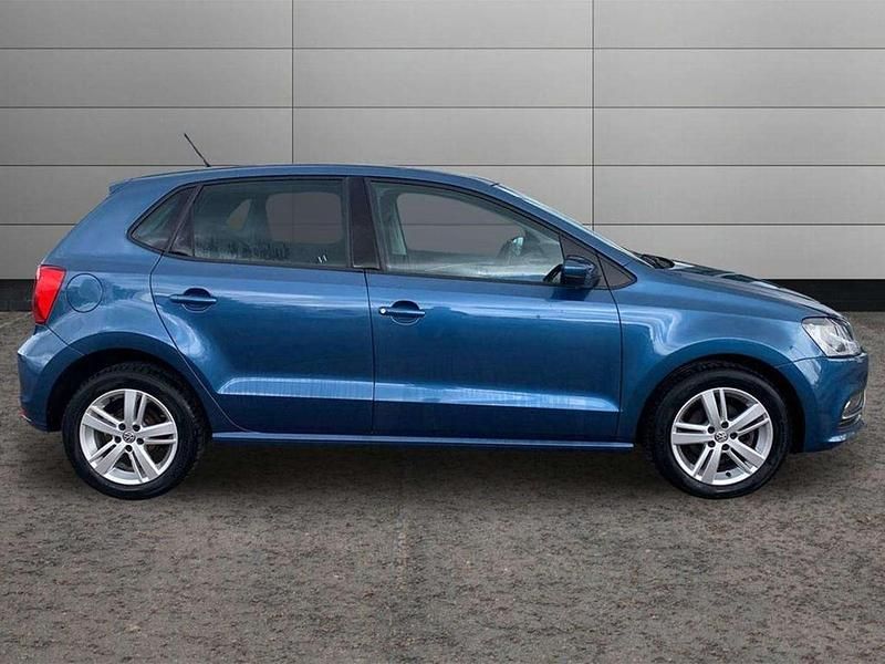 Used VW Polo Edition 73 HP (53 kW) 2017 Blue Hatchback