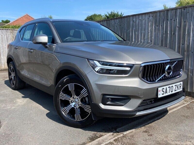 Grey Used 2020 Volvo XC40 Inscription SUV | £21,999 (Fair price) - Image 1/4