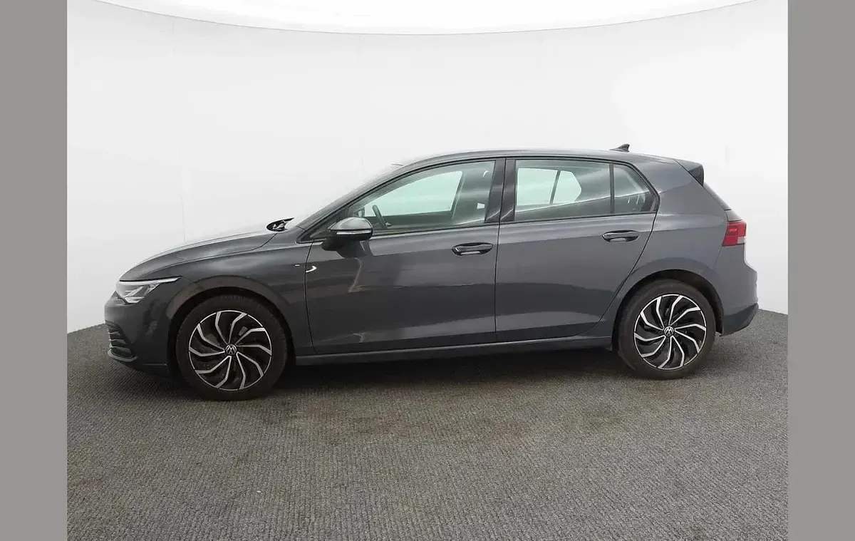 Used VW Golf VIII Life 128 HP (94 kW) 2021 Grey Hatchback
