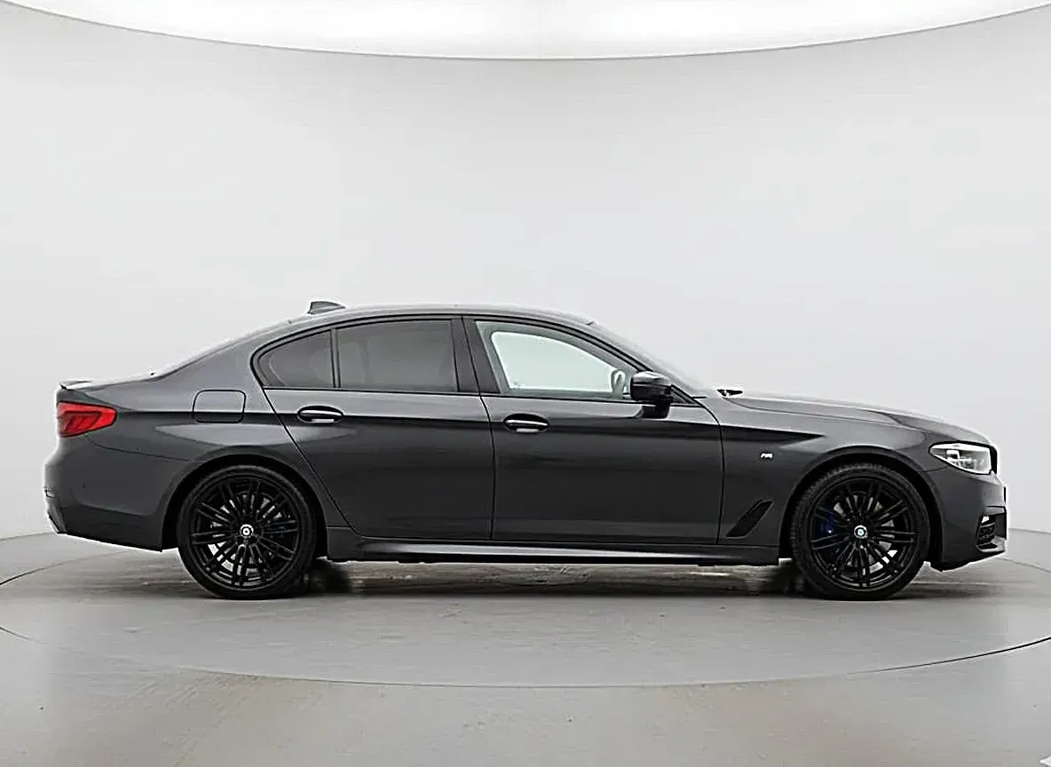 Used BMW 530 M Sport 265 HP (194 kW) 2020 Grey Sedan