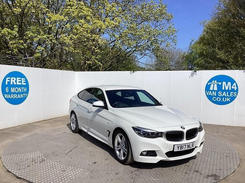 Alpine white Used 2017 BMW 318 M Sport Hatchback | £13,995 (Fair price) - Image 1/4