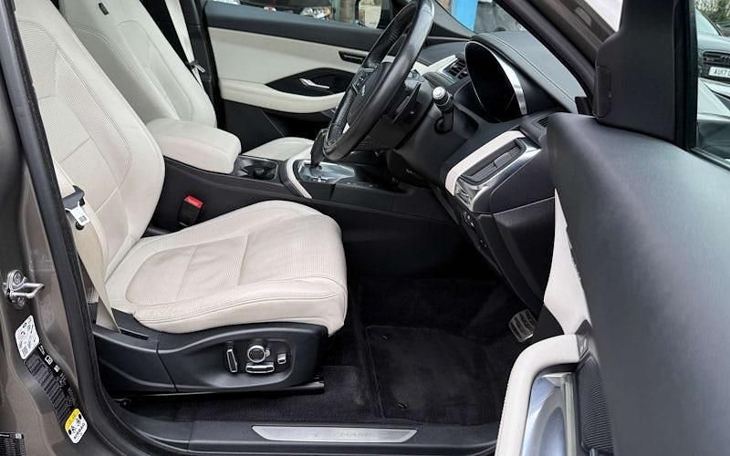 Used Jaguar E-Pace R-Dynamic 241 HP (177 kW) 2020 SUV