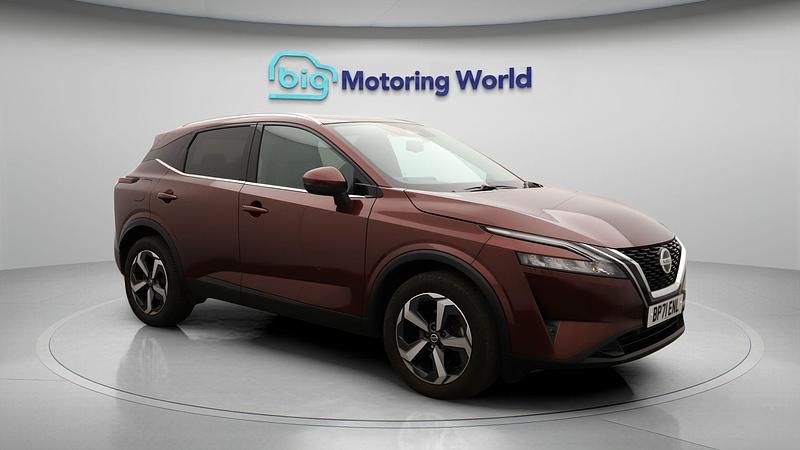 Used 2022 Nissan Qashqai N-Connecta SUV | £17,600 (Fair price) - Image 1/4