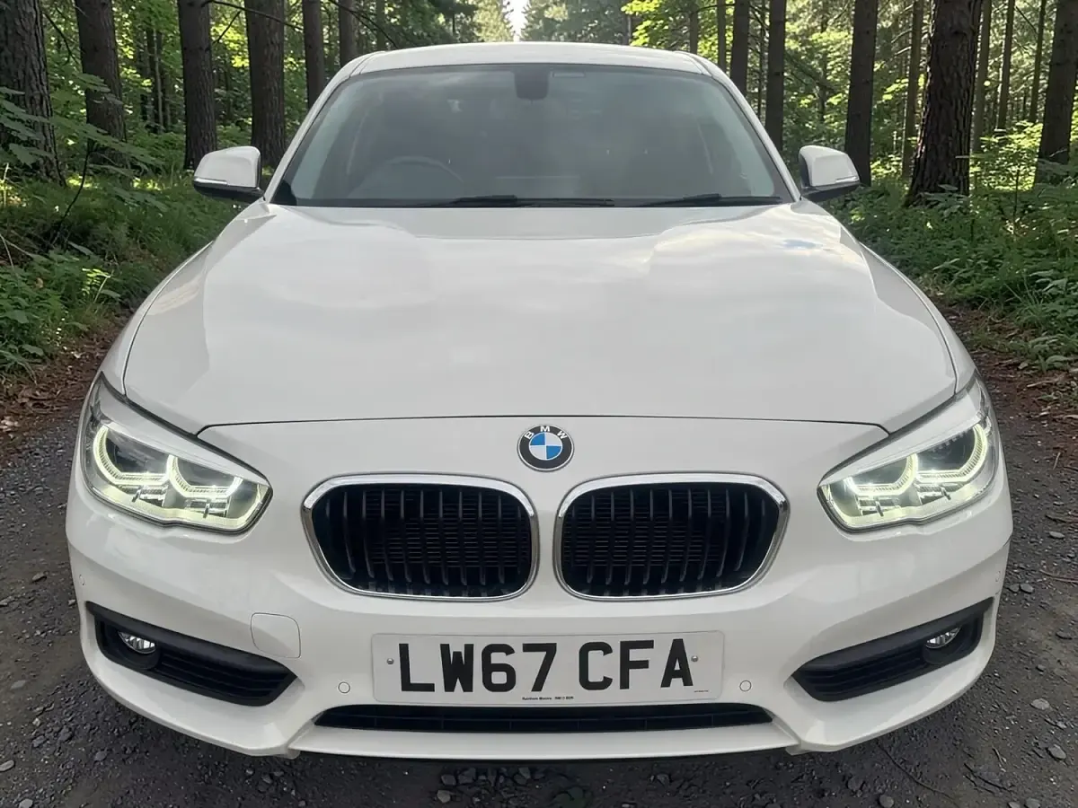 Used BMW 118 136 HP (100 kW) 2017 White Hatchback