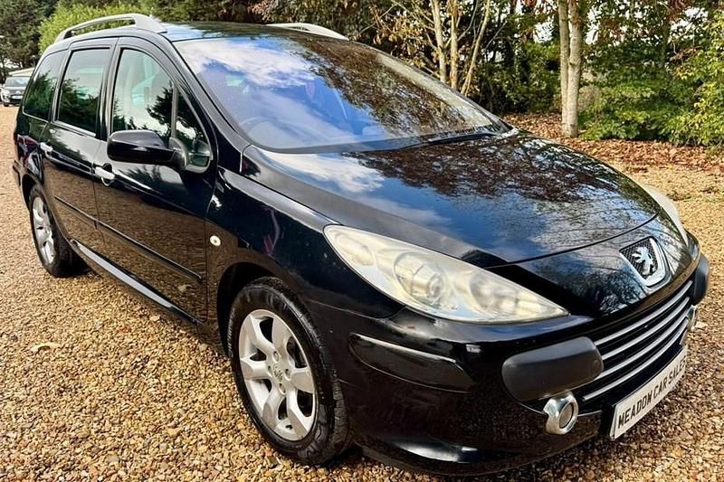 Black Used 2008 Peugeot 307 Estate | £2,450 (Fair price) - Image 1/1