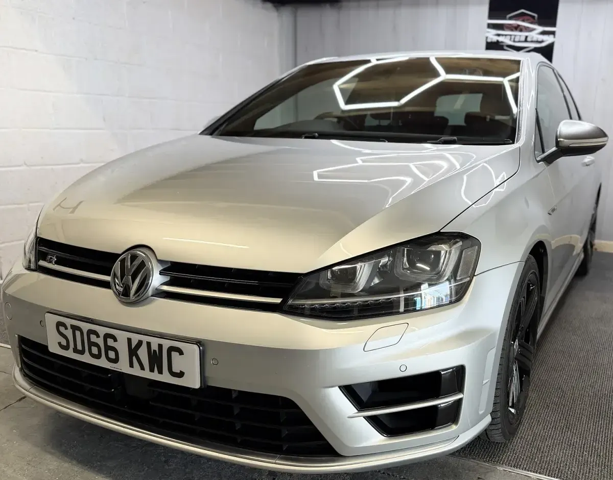 Used VW Golf VII R 310 HP (228 kW) 2016 Silver Hatchback