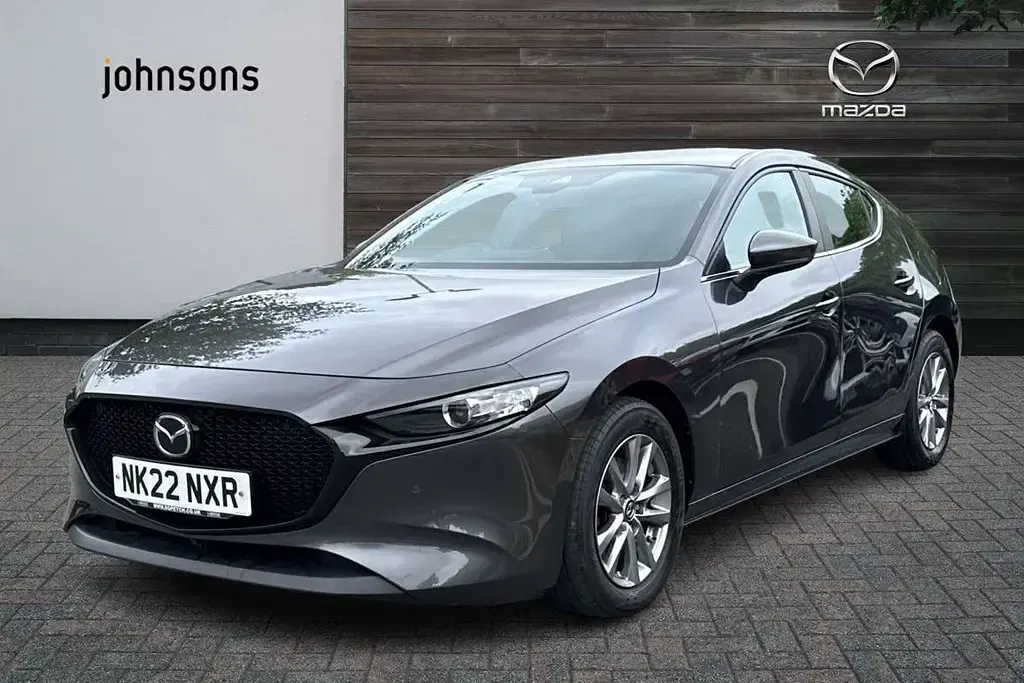Begagnad Mazda 3 120 HK (88 kW) 2022 Grå Halvkombi