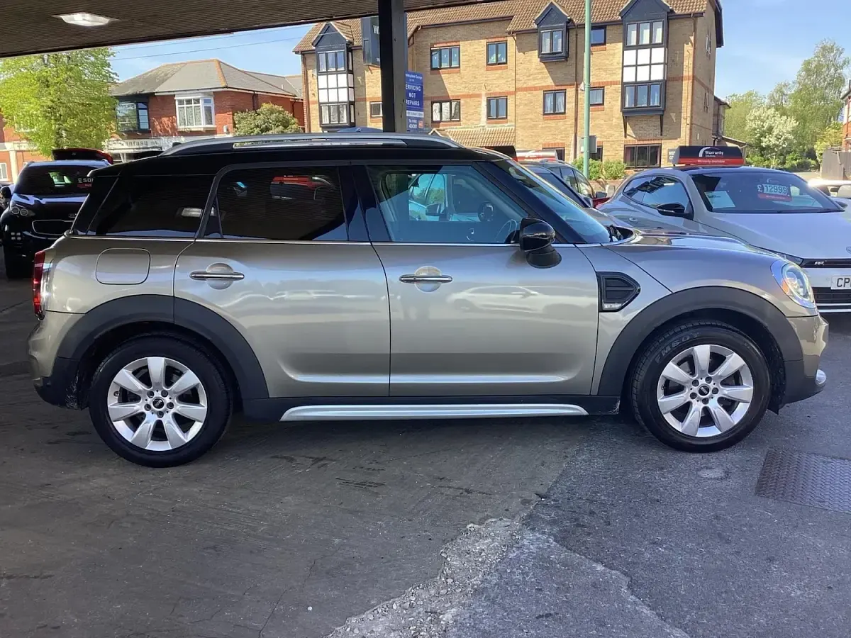 Used Mini Cooper D 150 HP (110 kW) 2017 Silver Hatchback
