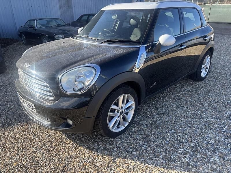 Used Mini Cooper 2014 Black Hatchback