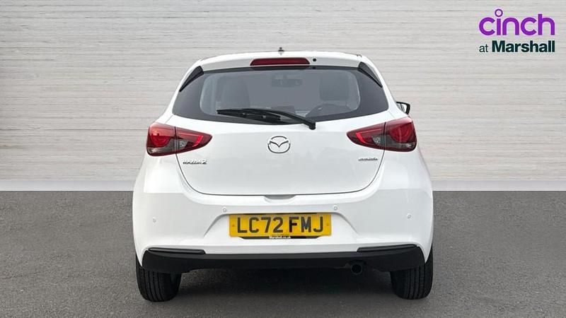 Usado Mazda 2 116 HP (85 kW) 2023 Branco Citadino