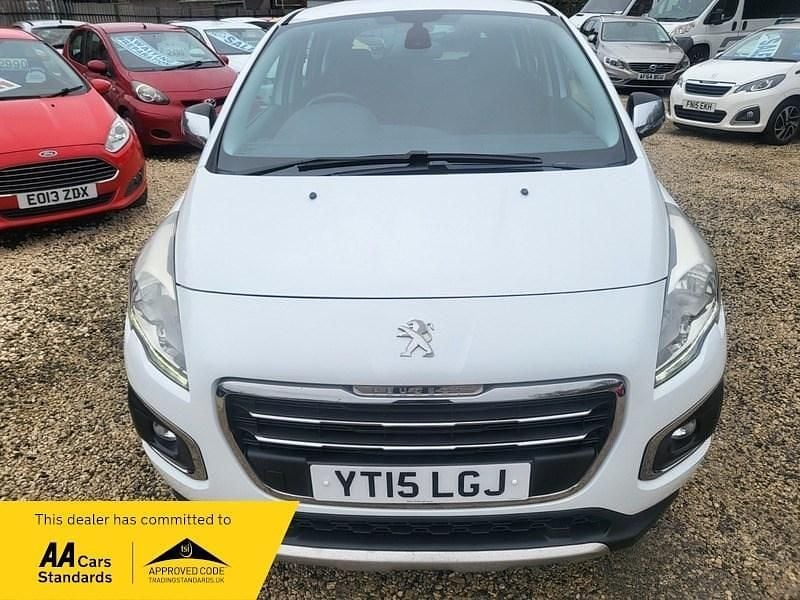 Used Peugeot 3008 Active 115 HP (84 kW) 2015 White Estate