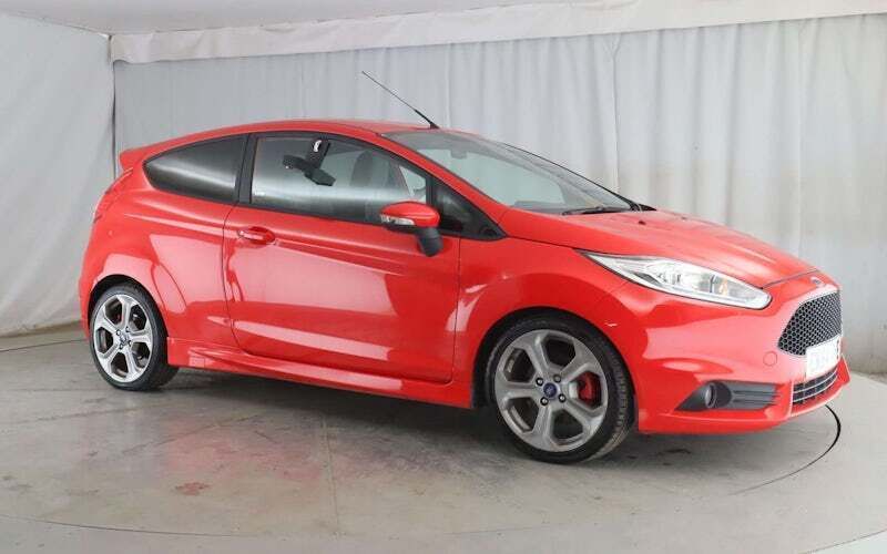 Used 2017 Ford Fiesta ST Hatchback | £5,699 (Super price) - Image 1/4