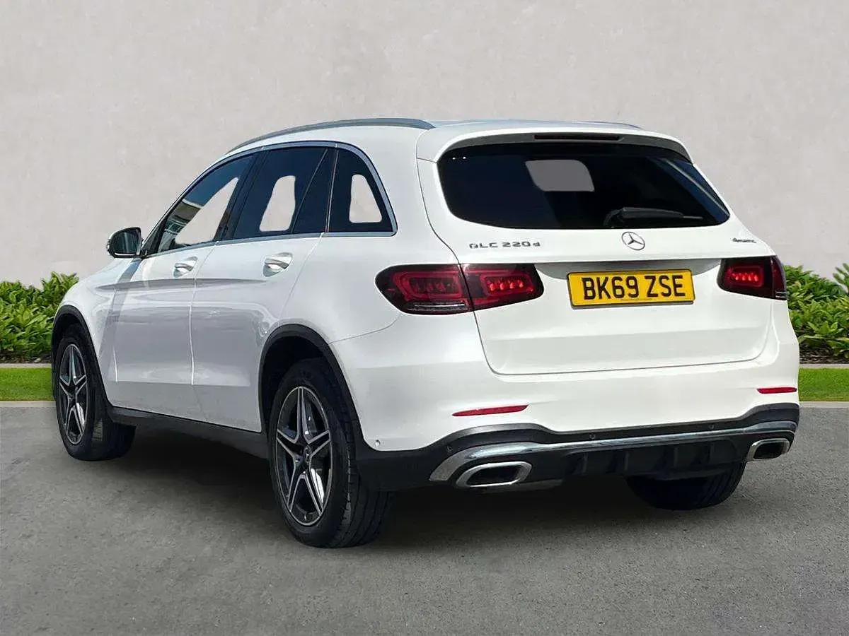 Used Mercedes GLC220 AMG line 2019 White Estate
