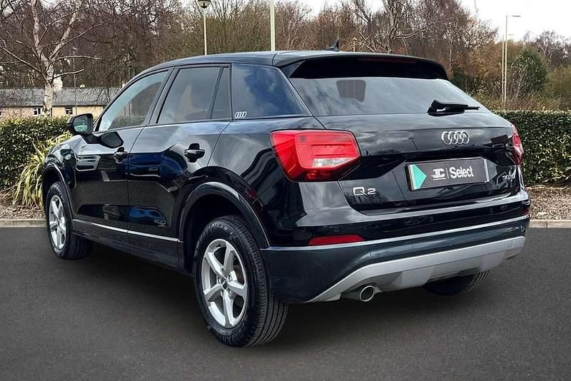 Usado Audi Q2 113 CV (83 kW) 2019 Negro SUV