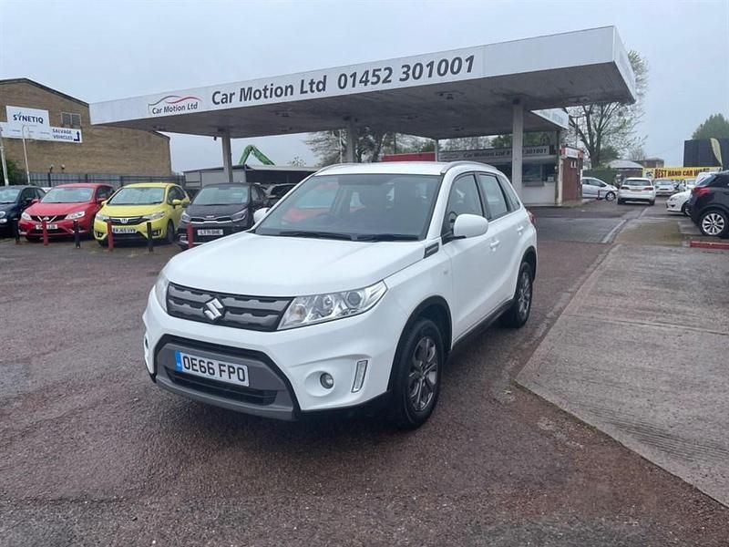 Gebraucht Suzuki Vitara SZ4 120 PS (88 kW) 2017 Weiß SUV