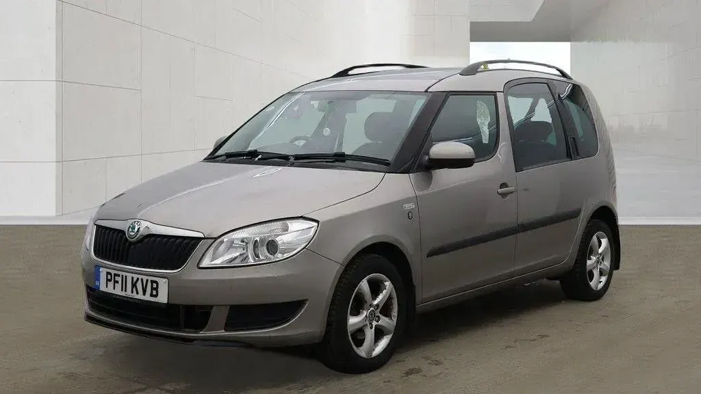 Used Skoda Roomster SE 105 HP (77 kW) 2011 Beige MPV