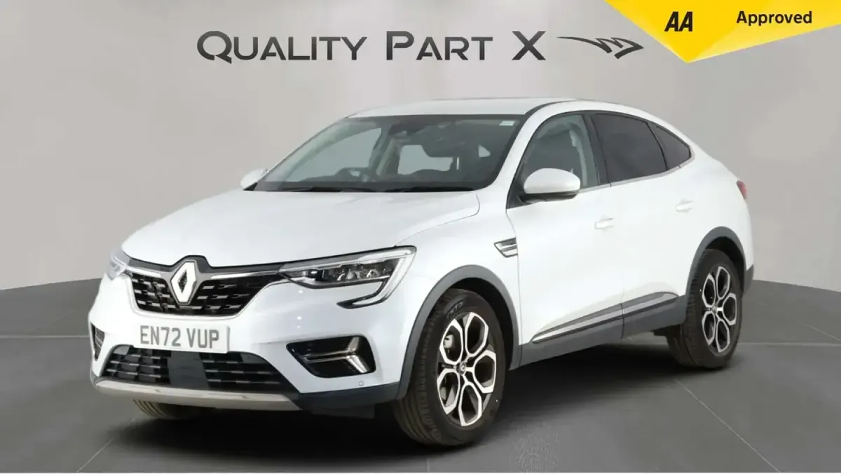 Used Renault Arkana Techno 145 HP (106 kW) 2023 White SUV