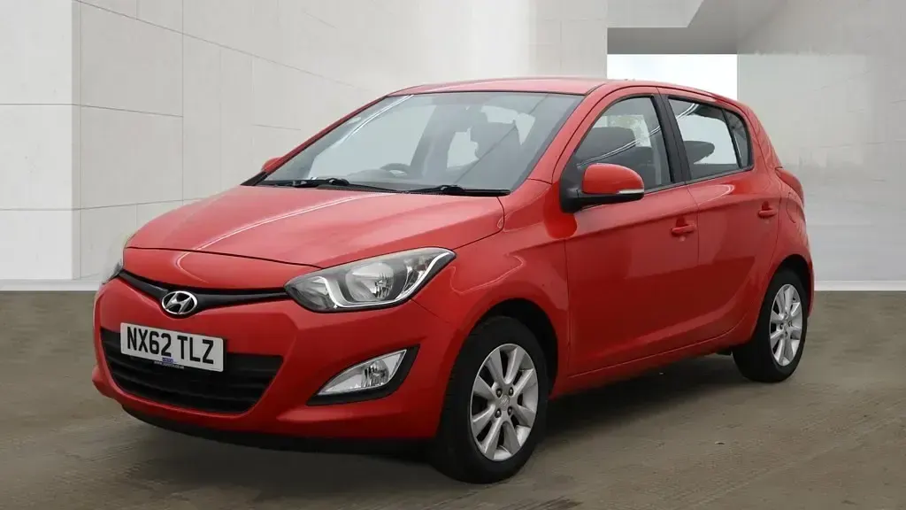 Used Hyundai i20 Active 2012 Red Hatchback