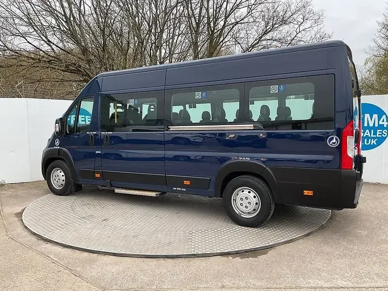 Used Peugeot Boxer 130 HP (95 kW) 2019 Blue Van