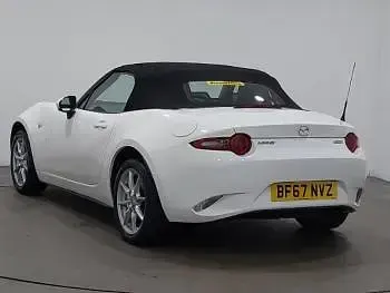 Used Mazda MX5 131 HP (96 kW) 2017 White Cabriolet