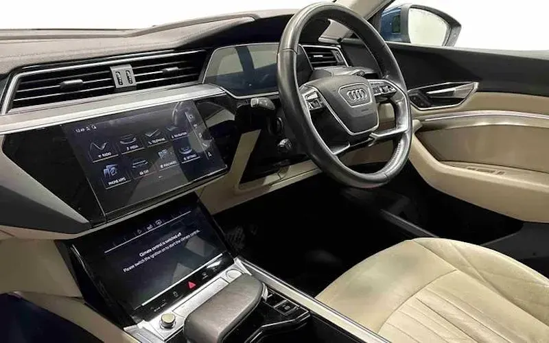 Używany Audi e-tron Design 300 kW (408 KM) 2020 SUV