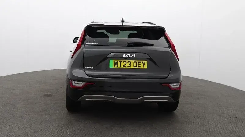 Used Kia e-Niro 150 kW (204 HP) 2023 Interstellar grey SUV