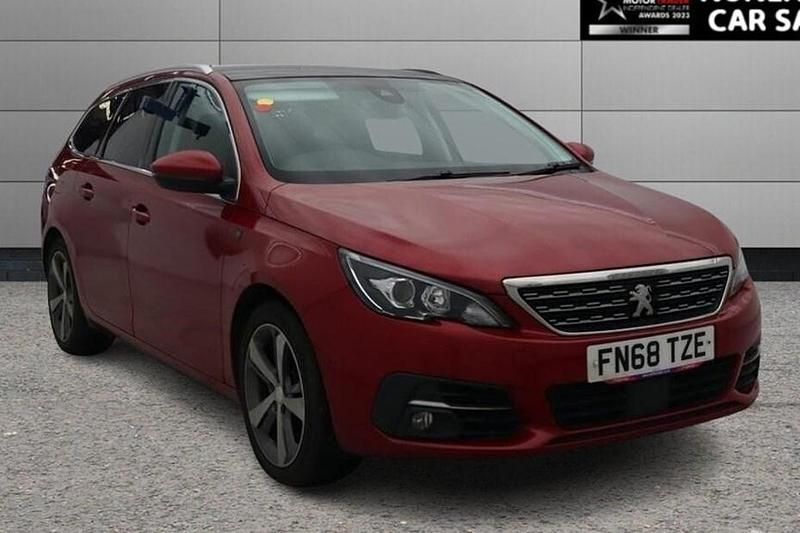 Used Peugeot 308 SW S 130 HP (95 kW) 2018 Red Estate