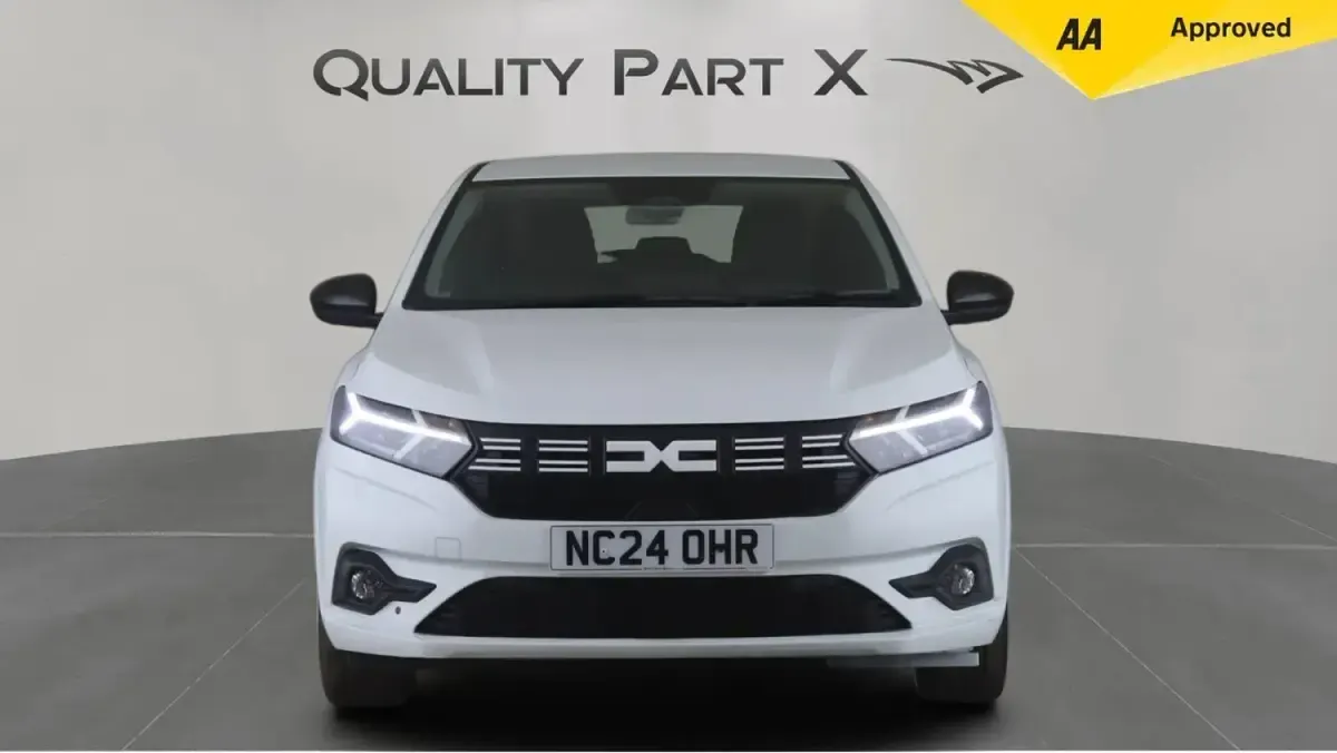 Used Dacia Sandero Journey 2024 White Hatchback