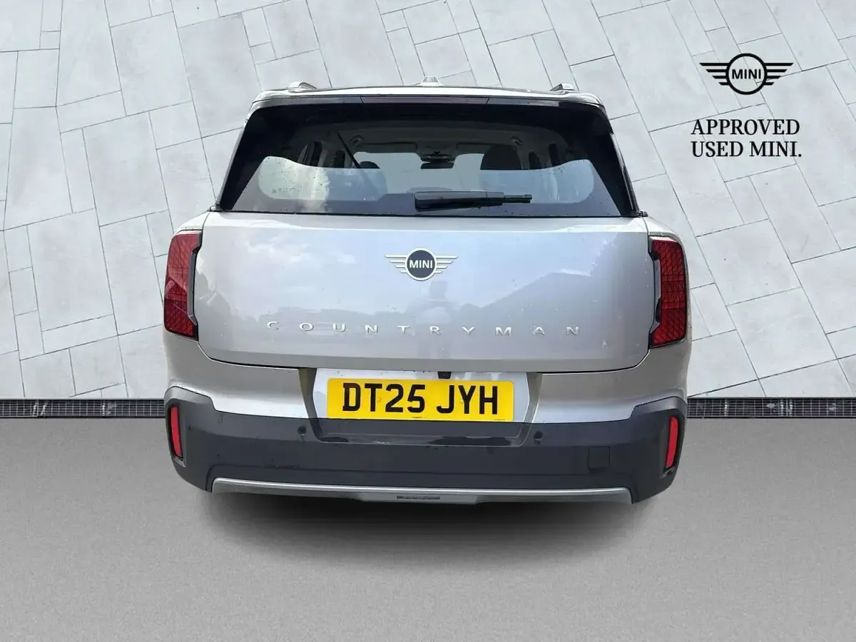 Used Mini Countryman Classic 170 HP (125 kW) 2025 Silver SUV