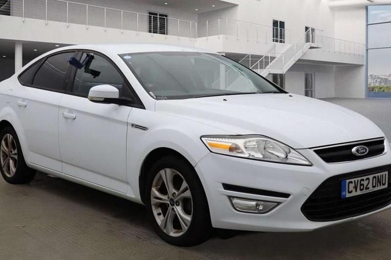 White Used 2012 Ford Mondeo Zetec Hatchback | £5,490 (A bit pricey) - Image 1/1