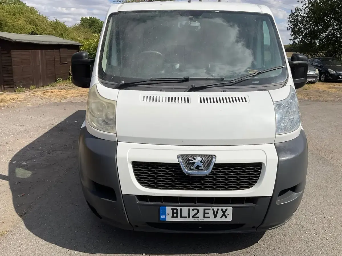 Used Peugeot 3008 Active 112 HP (82 kW) 2012 Silver Estate