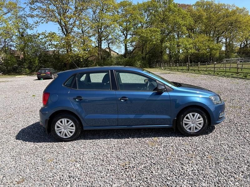 Used VW Polo S 60 HP (44 kW) 2015 Blue Hatchback