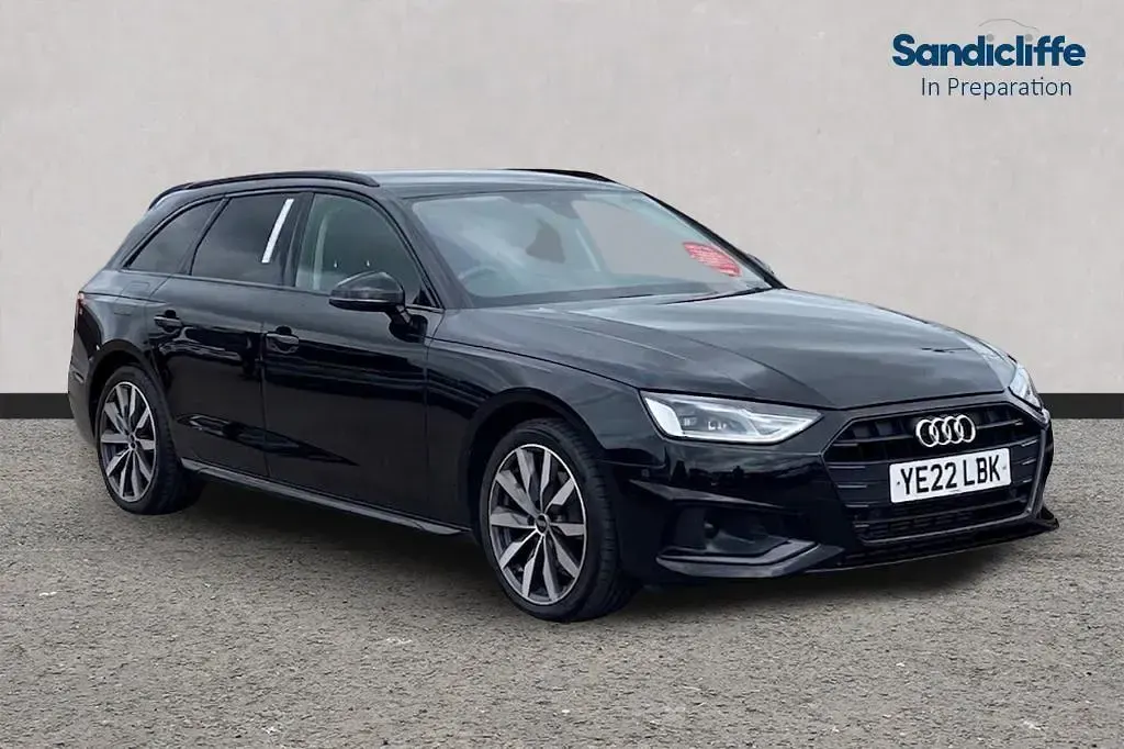 Gebraucht Audi A4 Sport 150 PS (110 kW) 2022 Kombi