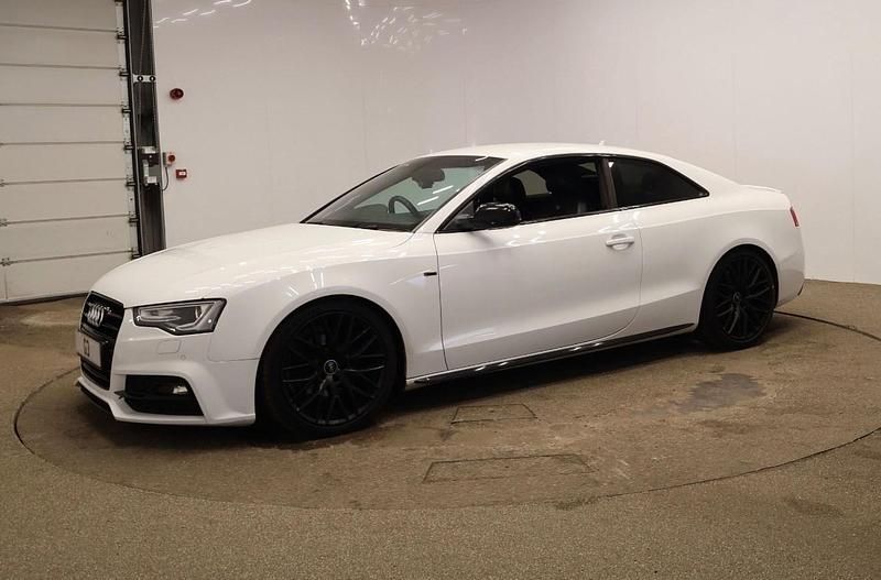 Used Audi A5 Advanced 177 HP (130 kW) 2015 White Coupe