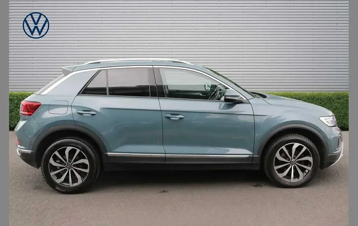 Used VW T-Roc Style 150 HP (110 kW) 2022 Blue SUV