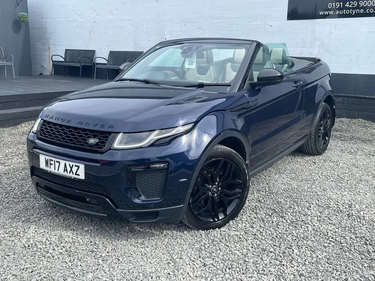 Used Land Rover Range Rover evoque HSE Dynamic 180 HP (132 kW) 2017 Blue Cabriolet