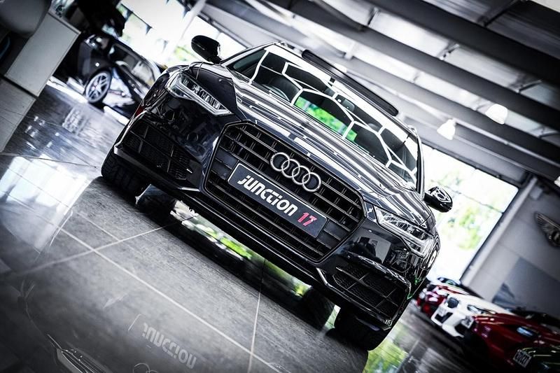 Used Audi A6 Black Edition 190 HP (139 kW) 2018 Blue Estate