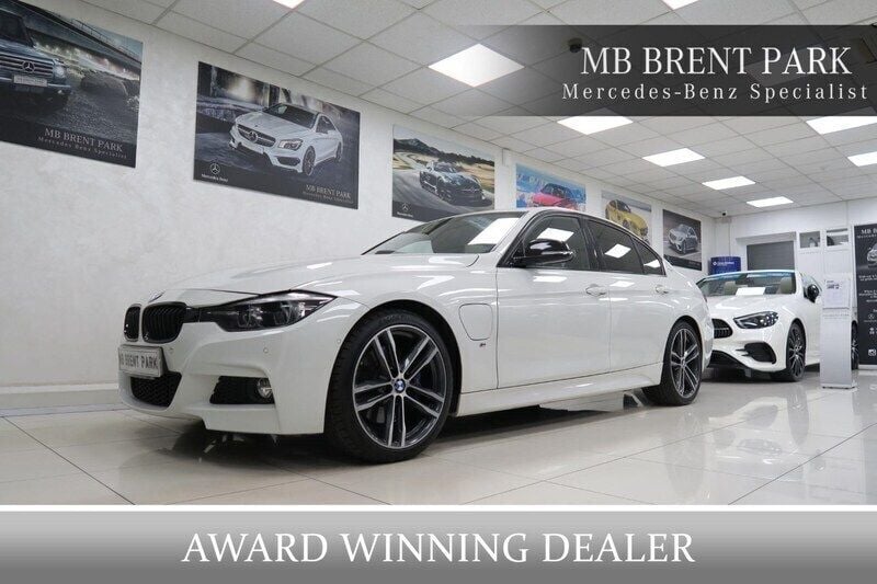 White Used 2018 BMW 330e M Sport Sedan | £12,750 (Fair price) - Image 1/3