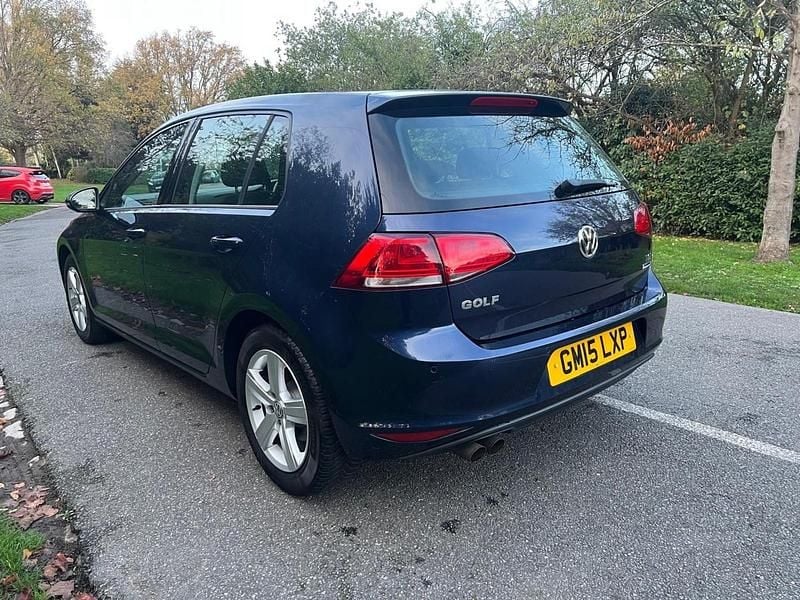 Begagnad VW Golf VII Match 2015 Blå Halvkombi