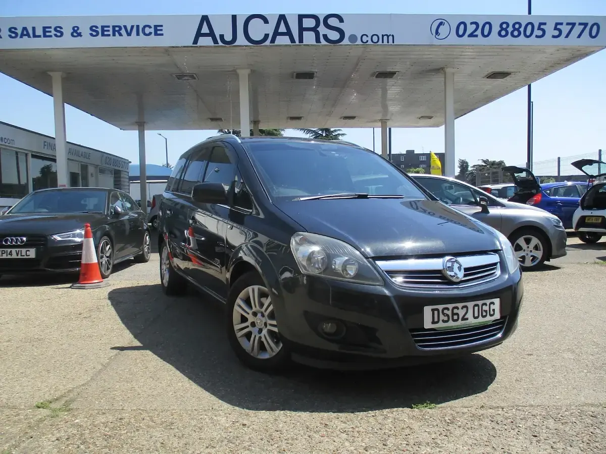 Used Vauxhall Zafira Design Edition 2013 Black MPV