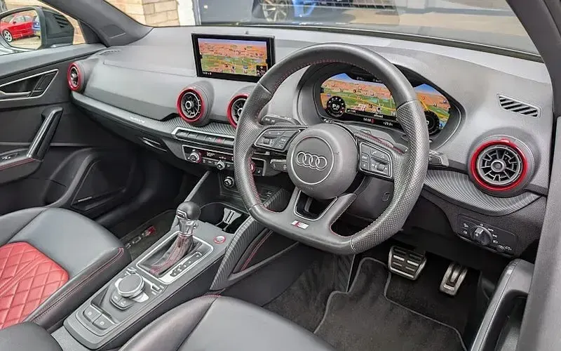 Used Audi SQ2 Black Edition 300 HP (220 kW) 2019 Black SUV