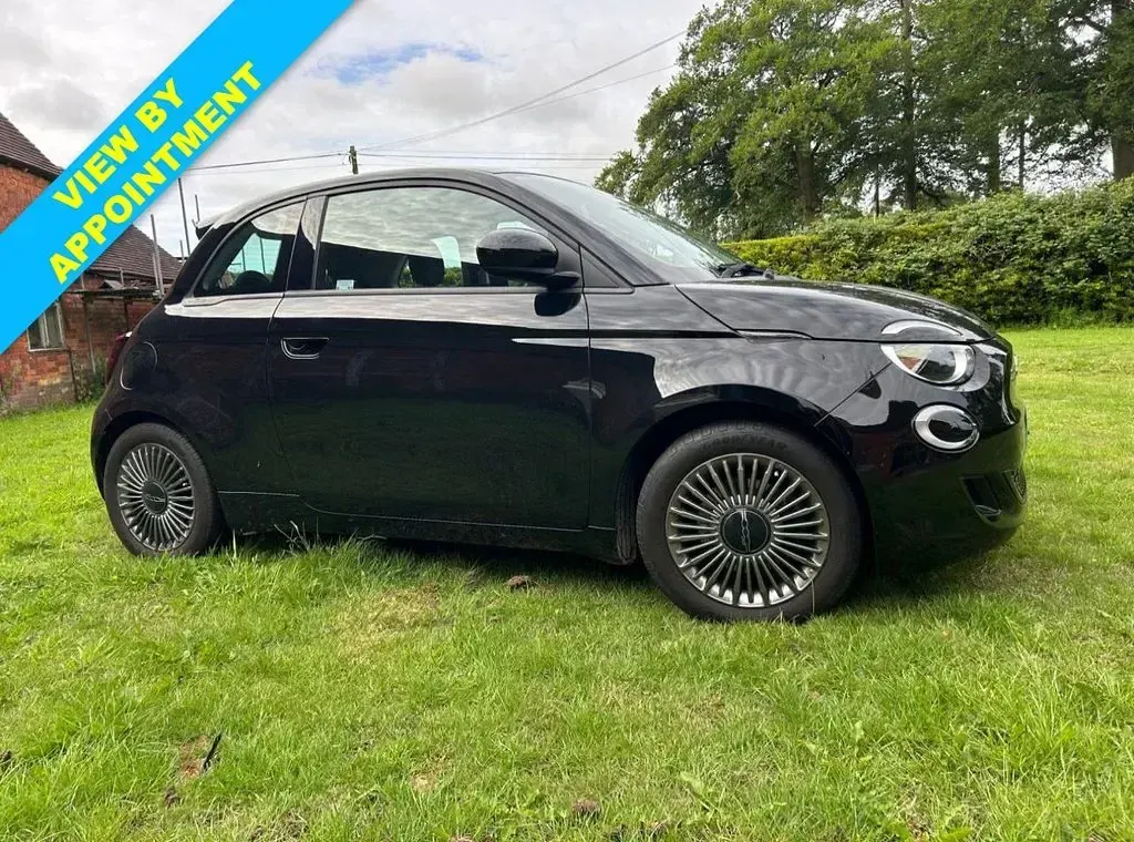 Used Fiat 500e Icon 86 kW (118 HP) 2022 Black Hatchback