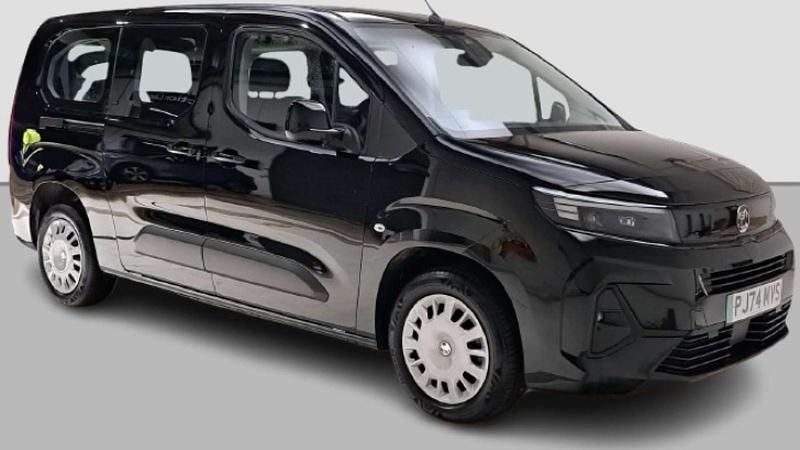 Black Used 2024 Vauxhall Combo Design Edition MPV | £17,800 (Expensive) - Image 1/1