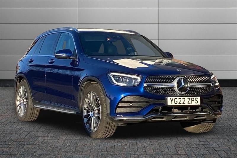 Used Mercedes GLC220 AMG Line Premium 194 HP (142 kW) 2022 Brilliant blue Estate