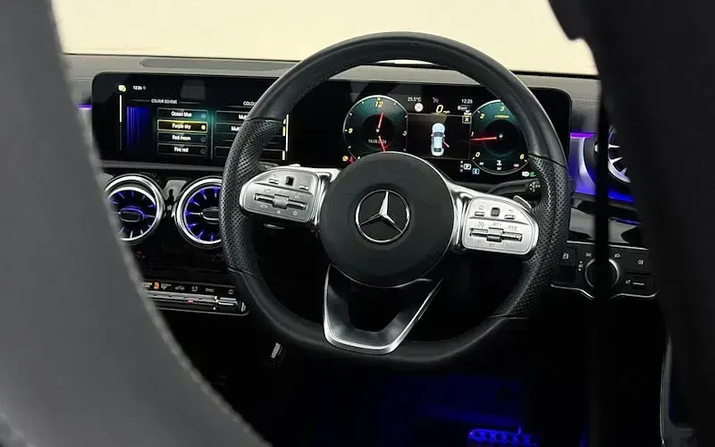 Used Mercedes CLA220 AMG Line Premium Plus 190 HP (139 kW) 2022 Blue Coupe