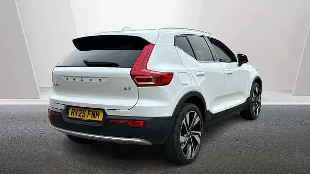 Usado Volvo XC40 Ultra 161 HP (118 kW) 2025 SUV