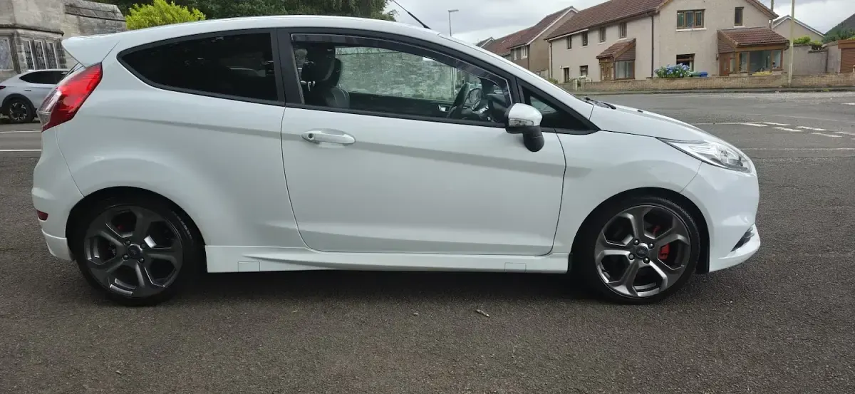 Used Ford Fiesta ST 2016 White Hatchback