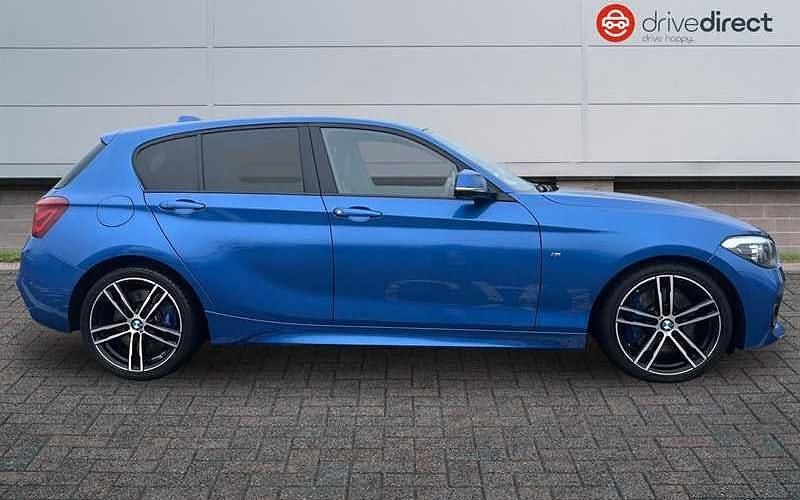 Used BMW 118 Efficient Dynamics 136 HP (100 kW) 2019 Blue Hatchback