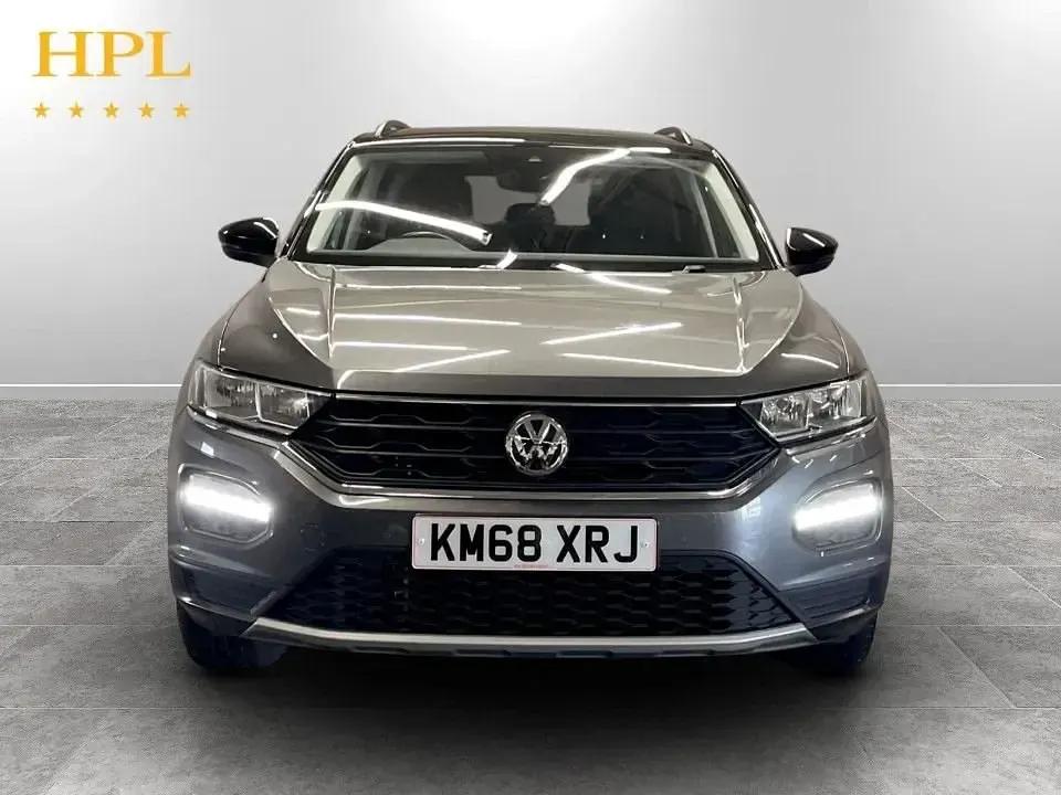 Used VW T-Roc Design 150 HP (110 kW) 2018 Grey SUV